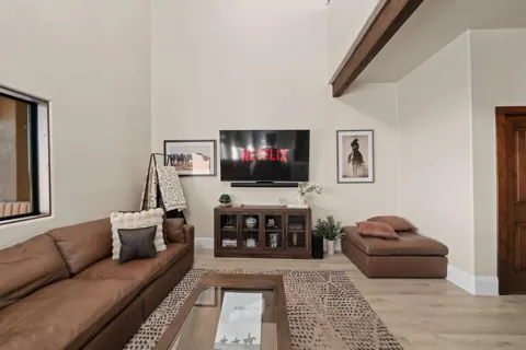Cozy lounge with plenty of seating